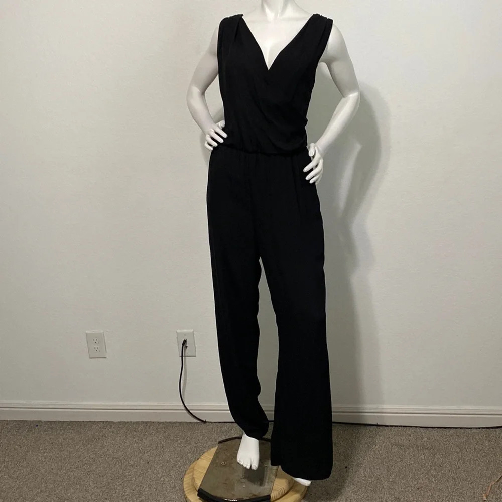Harper Black V-Neck Elastic Waist Sleeveless Pull On Jumpsuit Size M